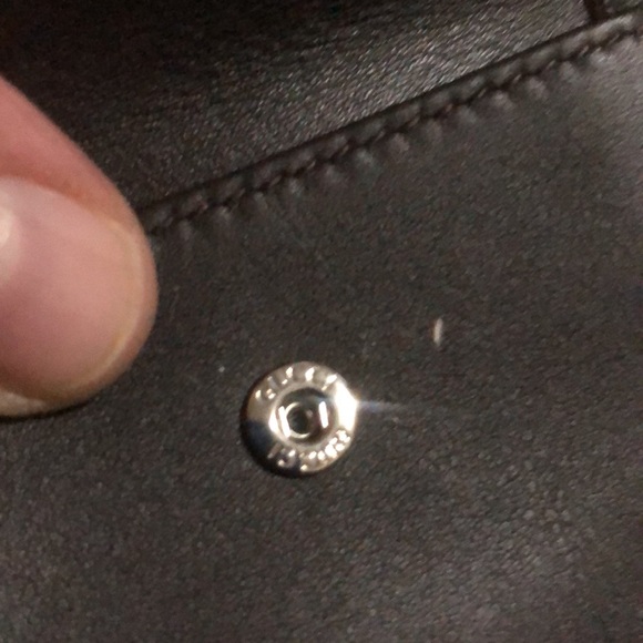 Gucci Authentic Wallet like new - Picture 12 of 17